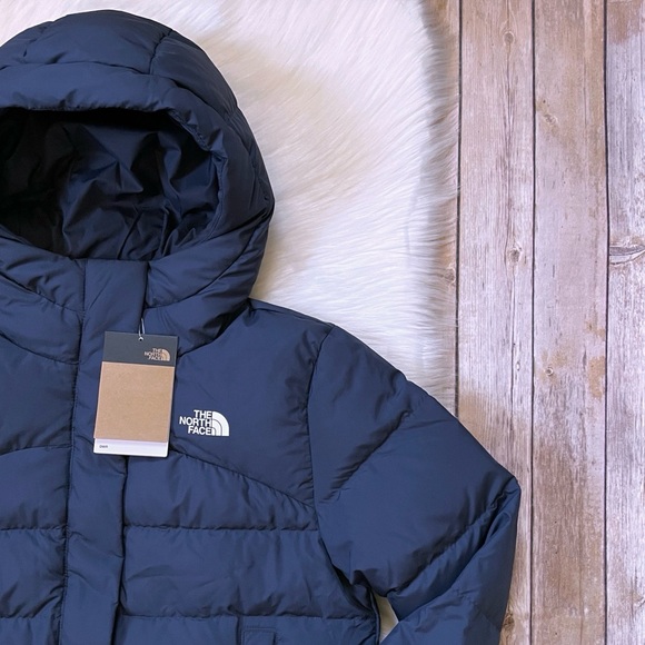 The North Face Women’s Baltic Down Puffer Hoodie Jacket - Picture 4 of 9